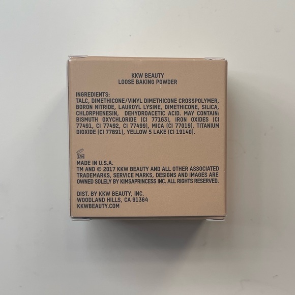 KKW Beauty - Loose Baking Powder (1) - Picture 4 of 4